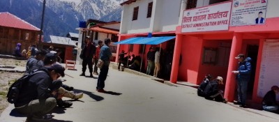  सिमकोटमा चार दिनदेखी विद्युत् आपूर्ति बन्द, विद्युतबाट हुने सम्पूर्ण काम प्रभावित 